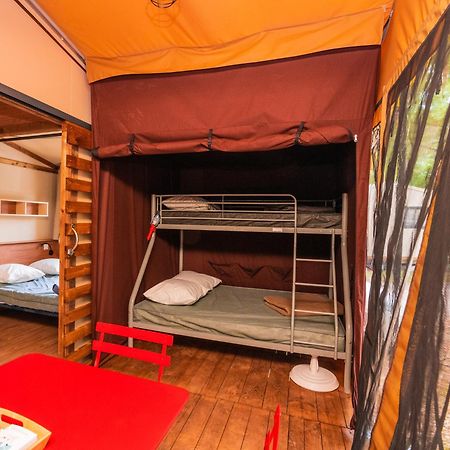 Camping Onlycamp Tours Val De Loire Сент-Авертен Экстерьер фото