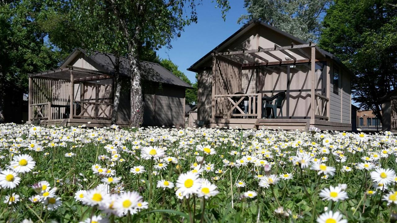 Camping Onlycamp Tours Val De Loire Сент-Авертен Экстерьер фото